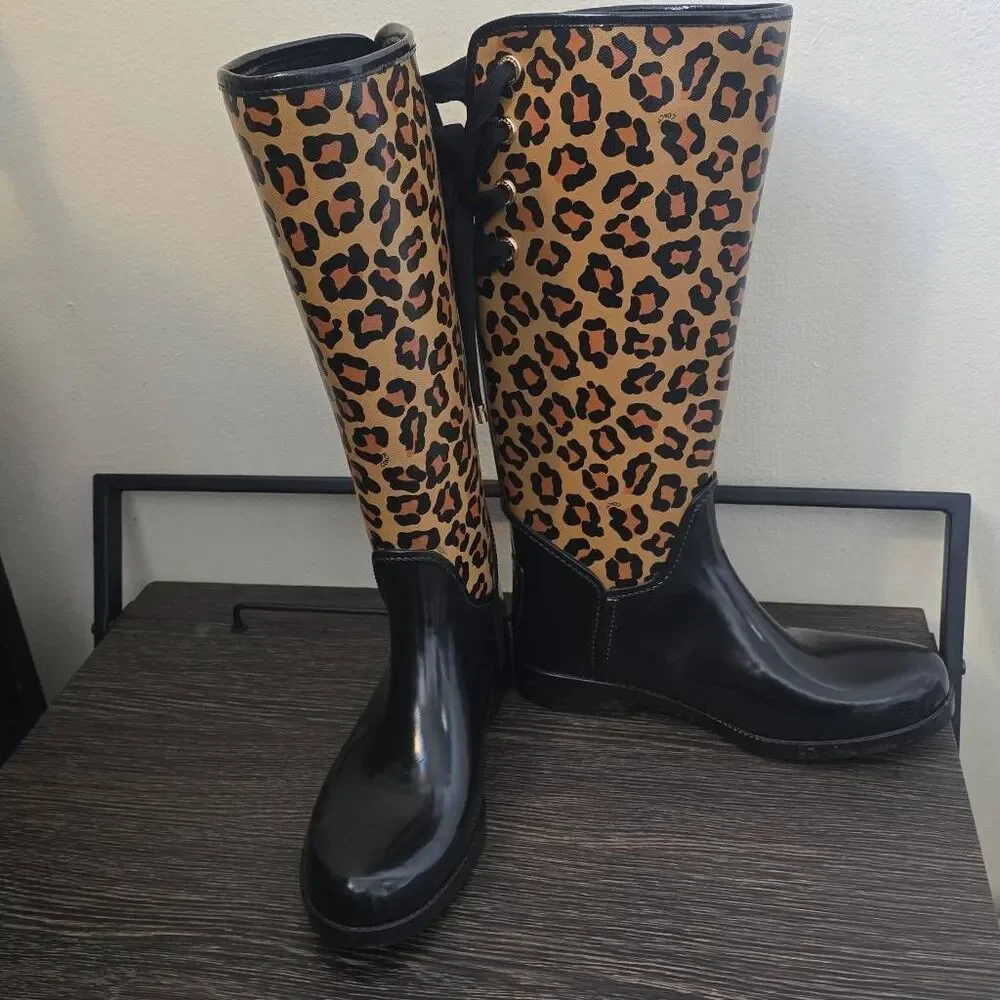 COACH TRISTEE CLASSIC ANIMAL PRINT LACE UP CORSET LOGO RAIN BOOTS, EUC, SZ 10 - Picture 3 of 9